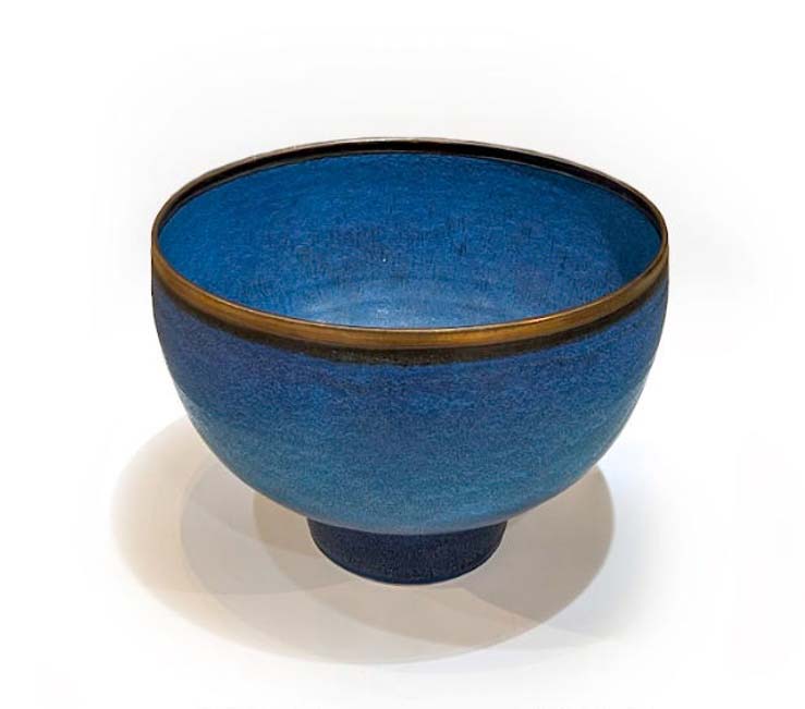 Porcelain bowl with metallic rim; Abdo Nagi Abdullah Kaid; 1996
