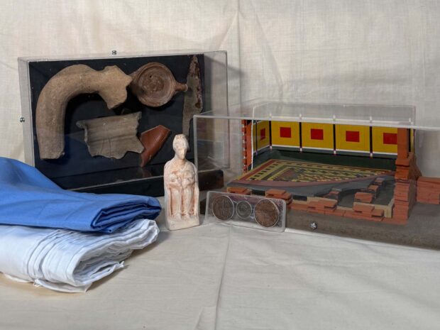 Roman Box 4