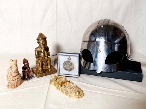 Vikings And Saxons Box 5