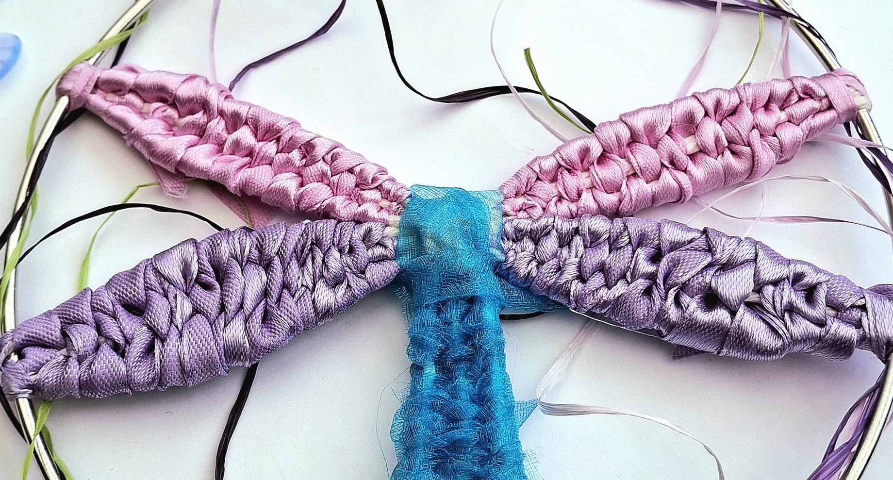 Lucy Sugden Children's weaving craft Workshop